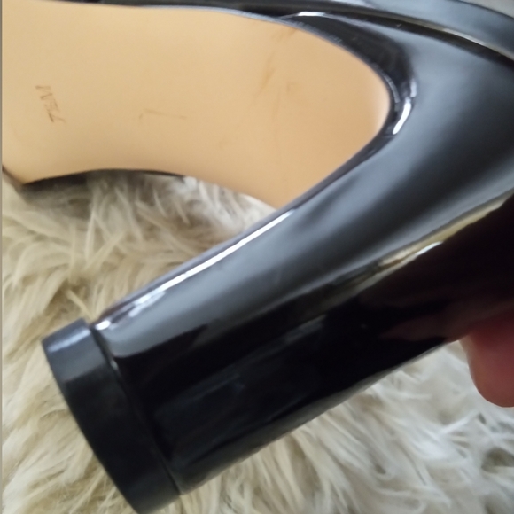 🆕⭐ Calvin Klein black patent leather slingback heels - Picture 7 of 12